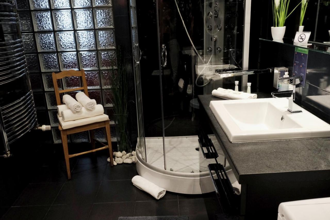 Serene City Centre Apartment Budapest Ngoại thất bức ảnh