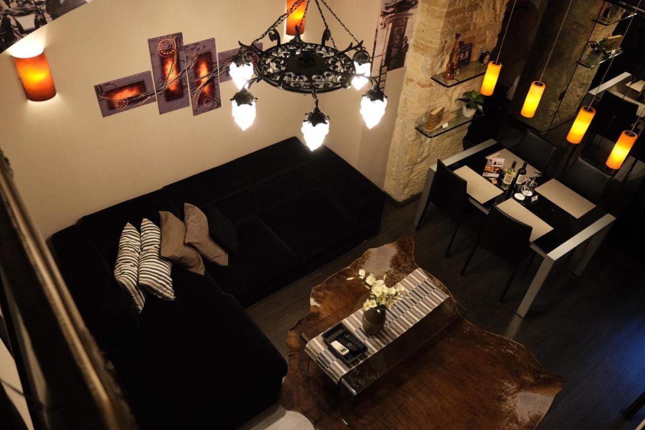 Serene City Centre Apartment Budapest Ngoại thất bức ảnh