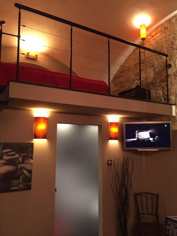 Serene City Centre Apartment Budapest Phòng bức ảnh
